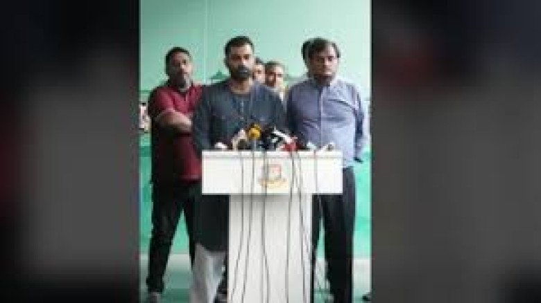 বিসিবি নির্বাচন থেকে সরে দাঁড়ালেন তামিম ইকবাল, অভিযোগ তুললেন