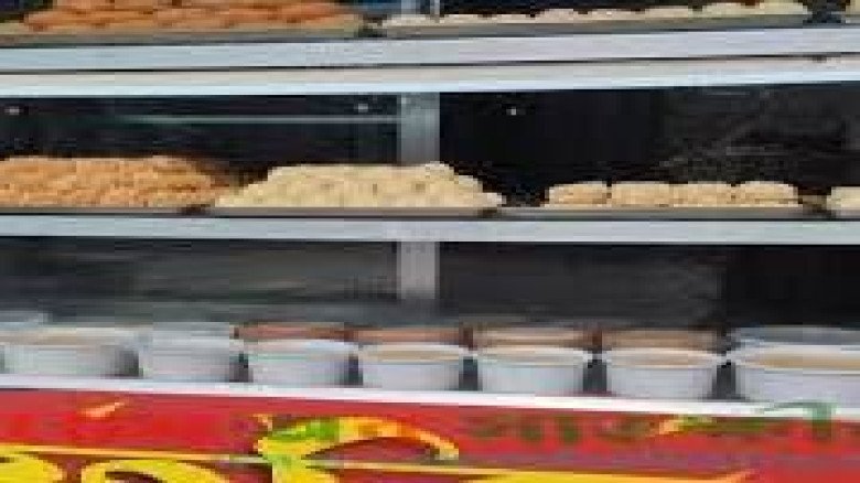 প্লেনে করে আনা হয়েছিল মিষ্টির কারিগর: সাতক্ষীরার ‘জায়হুন ডেই