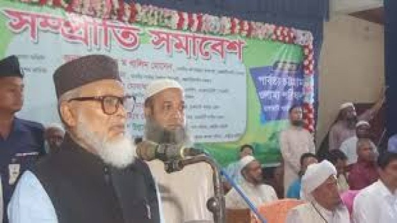 সেফ এক্সিট নয়, দেশেই থাকব’ — রাঙামাটিতে ধর্ম উপদেষ্টা আ ফ ম খালিদ হোসেন...