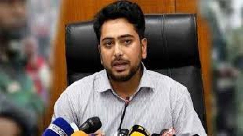 জুলাই যোদ্ধাদের নিয়ে বক্তব্যে বিতর্ক: নাহিদ ইসলামের আহ্বানের