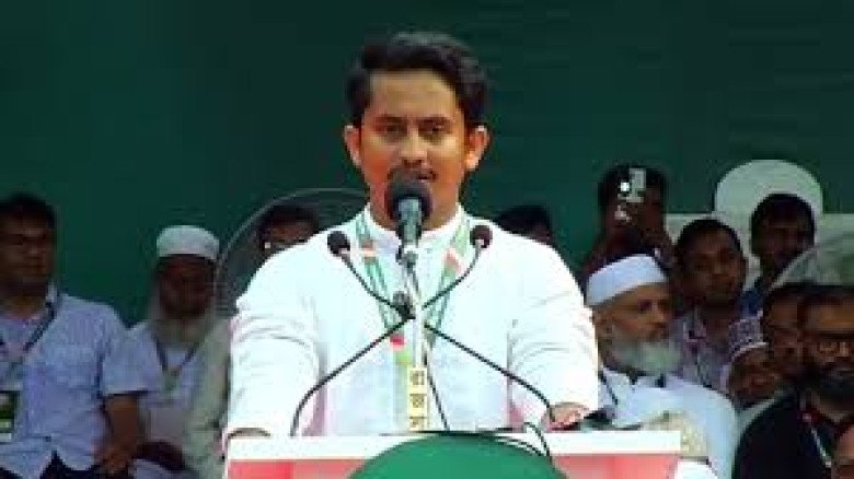 বগুড়ায় এনসিপির সমন্বয় সভায় ককটেল হামলা