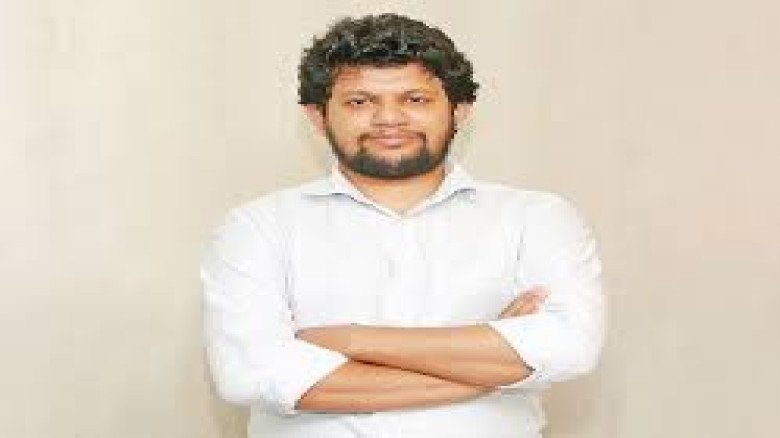 “গত ১৫ বছরে ওই সাহস কোথায় ছিল?” — তথ্য উপদেষ্টা মাহফুজ আলমের