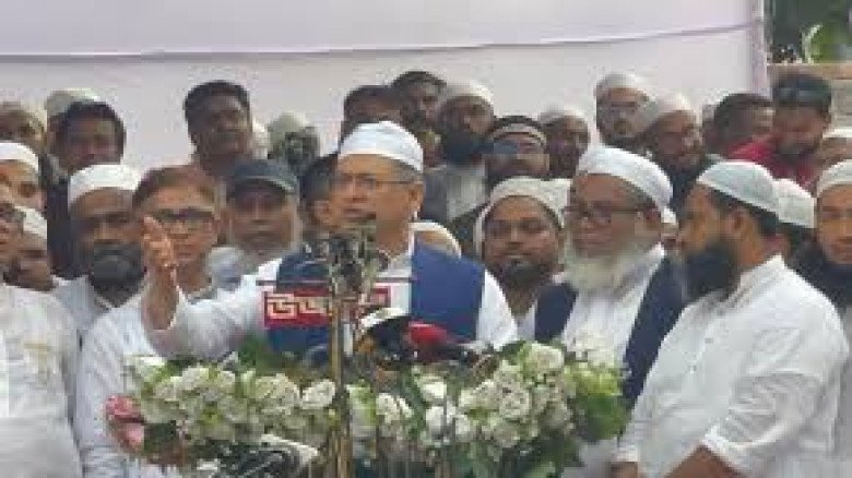 ইসলামকে রাজনৈতিক হাতিয়ার নয়, জীবনের আদর্শ হিসেবে গ্রহণ করতে 