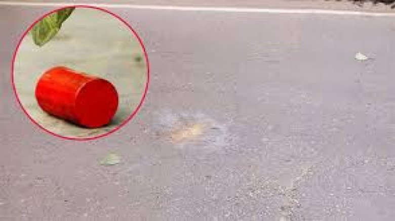 রাজধানীতে সকালবেলা তিন এলাকায় সাতটি ককটেল বিস্ফোরণ, কেউ আহত 