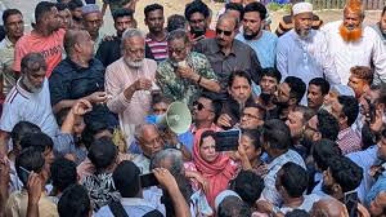 মুন্সিগঞ্জ–১ আসনে বিএনপি প্রার্থী পরিবর্তনের দাবিতে সমাবেশ-ব