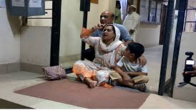 সমাজের প্রান্তে নিঃসঙ্গ জন্ম ও মৃত্যু—নারায়ণগঞ্জ থেকে ঢাকার 