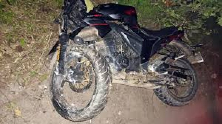 দামুড়হুদায় মোটরসাইকেল দুর্ঘটনায় দুই বন্ধু নিহত