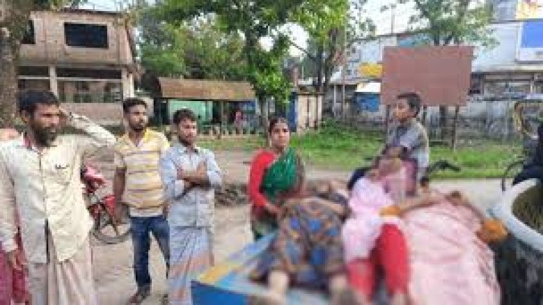 নোয়াখালীর বিয়েবাড়িতে সাউন্ড বক্সের গান নিয়ে সালিসে বিতর্ক, ক