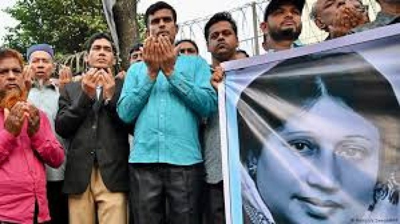 খালেদা জিয়ার স্বাস্থ্য পরীক্ষার জন্য রাজধানীর এভারকেয়ার হাসপ