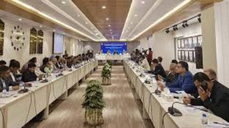 বাংলাদেশের স্বাস্থ্যখাতে ব্যয় কম, বিদেশে চিকিৎসায় বছরে ৫ বিল