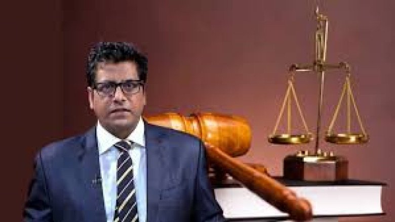 সন্ত্রাসবিরোধী আইনের মামলায় সাংবাদিক আনিস আলমগীর আদালতে, সাত