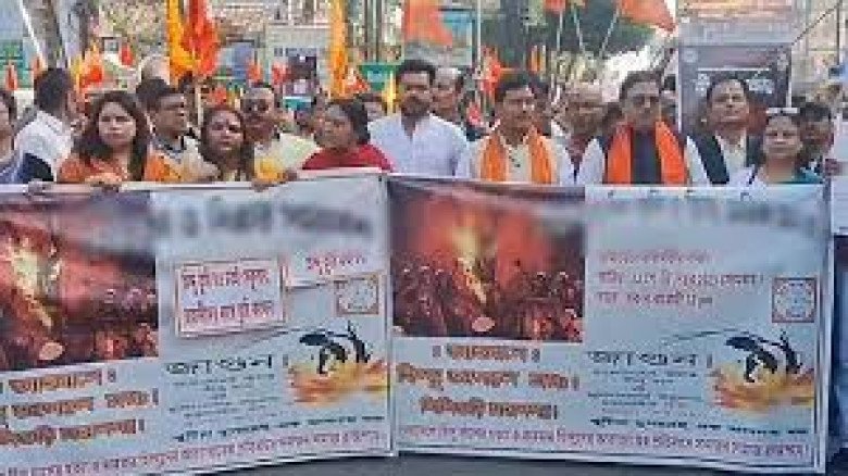 শিলিগুড়িতে বাংলাদেশের ভিসা কেন্দ্রে ভাঙচুর, হিন্দুত্ববাদী সং