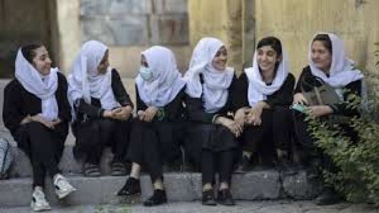 আফগানিস্তানে মেয়েদের শিক্ষার অনিশ্চয়তা: ষষ্ঠ শ্রেণির পর স্কু