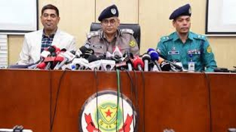 হাদি হত্যা মামলার প্রধান আসামি ভারতে পালিয়েছে, সহায়তাকারী দু