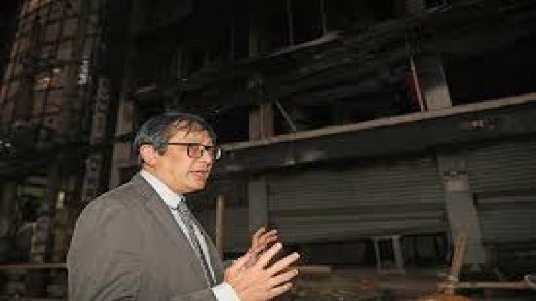 প্রথম আলো কার্যালয়ে সিঙ্গাপুরের ভারপ্রাপ্ত রাষ্ট্রদূত মিচেল লির সংহতি...